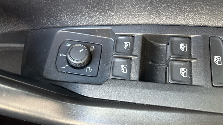 Volkswagen Polo 1.0 TSI Life 5dr Petrol Hatchback